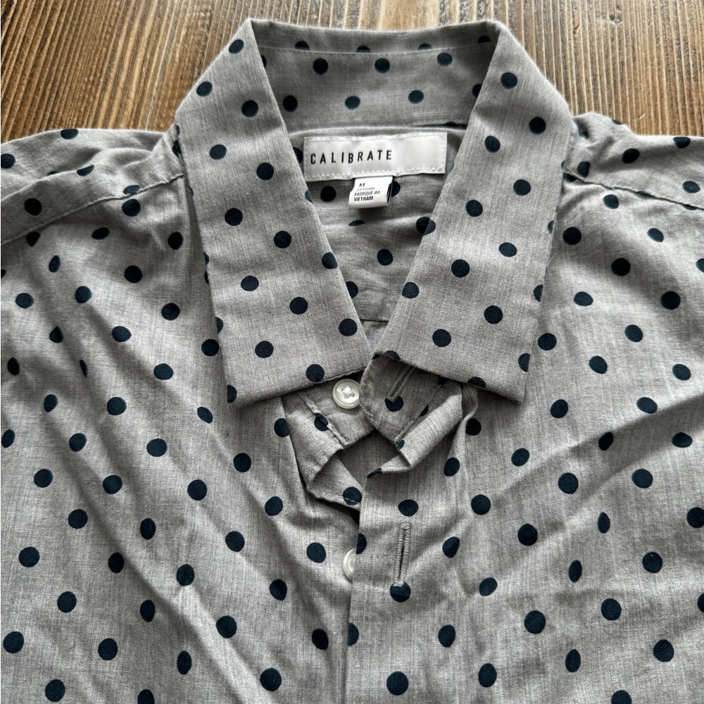 Calibrate Men’s button down - Picture 2 of 2